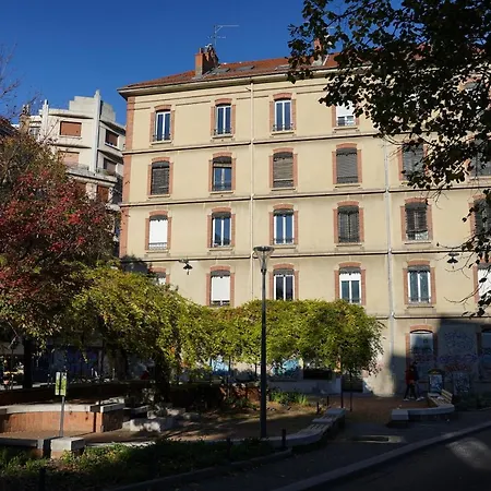 Apartmán Plein Centre, Calme, Parking Inclus, Piscine Et Gardien Grenoble