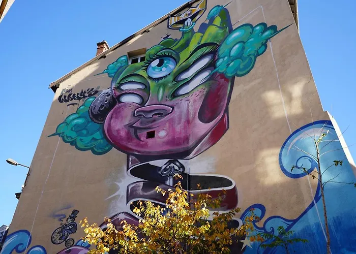 Apartamento Plein Centre, Calme, Parking Inclus, Piscine Et Gardien *