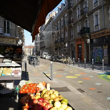 Daire Plein Centre, Calme, Parking Inclus, Piscine Et Gardien *